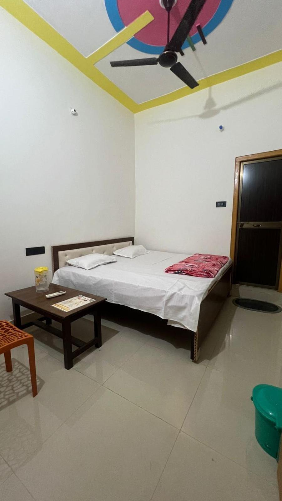 Veda Palace, 900 Meter Distancce From Temple Ayodhya Eksteriør bilde